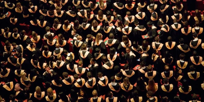 10 Jurusan Kuliah dengan Gaji Tinggi dan Prospek Karir Terbaik