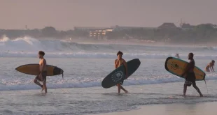 Analisis Dampak 13,98 Juta Turis Asing ke Ekonomi Bali 2025