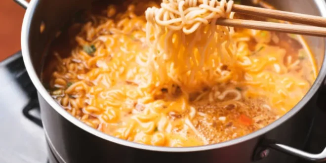 Batas Aman Konsumsi Mi Instan Menurut Dokter Spesialis