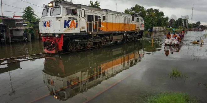 Dampak Banjir Terhadap Operasional KAI dan Logistik Nasional