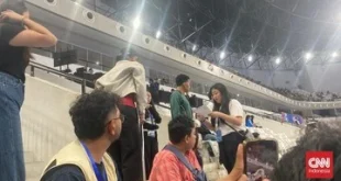 Evan Soumilena Pakai Kruk Saat Indonesia Kalahkan Korea Selatan 5-0