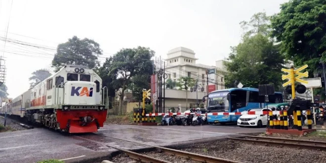 KAI Tutup 316 Perlintasan Sebidang 2025 untuk Keselamatan Optimal