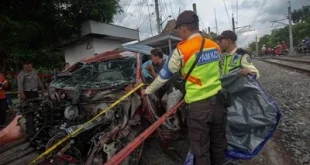 Kecelakaan Kereta Sribilah Utama Tabrak Minibus di Tebing Tinggi, 8 Meninggal