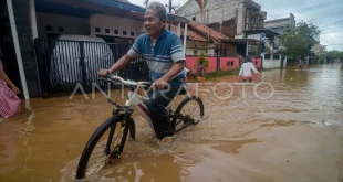 Kerusakan Tanggul Sungai Bremi Pekalongan Picu Banjir Parah