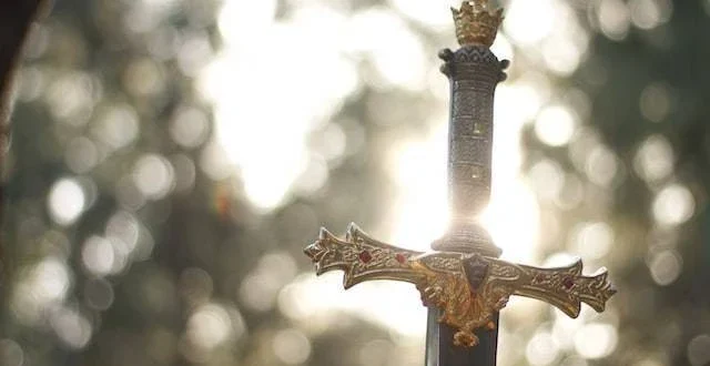 Panduan Lengkap 9 Pedang Nabi Muhammad SAW dan Maknanya