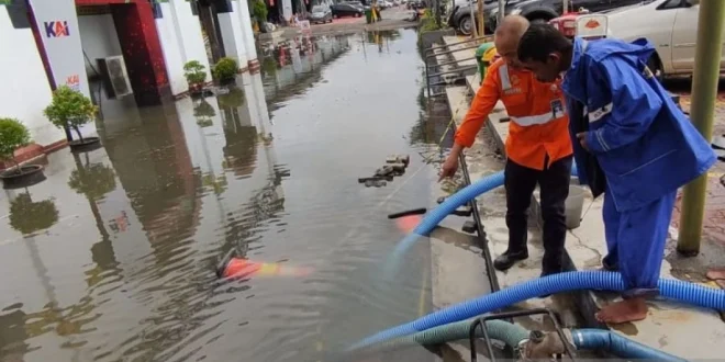 Pengalihan Rute Kereta Api Akibat Banjir Pekalongan Terbaru
