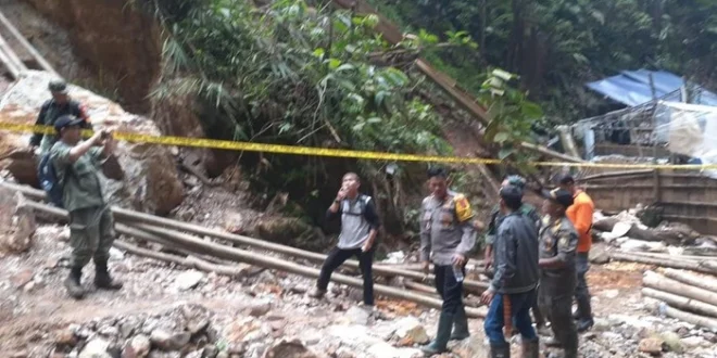 Polisi Selidiki Sumber Asap Tebal di Tambang Emas Antam Bogor