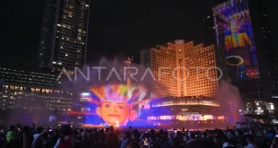 Puncak Perayaan Tahun Baru 2026 di Bundaran HI Jakarta Meriah