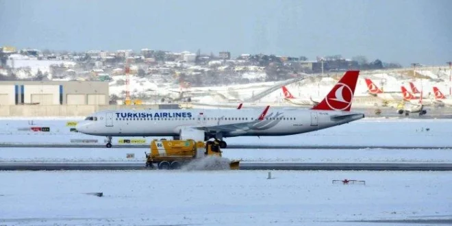 Ratusan Penerbangan Belanda Dibatalkan Akibat Badai Salju Goretti