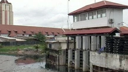 Status Siaga 2 Pintu Air Pasar Ikan: Waspada Banjir Jakarta Utara